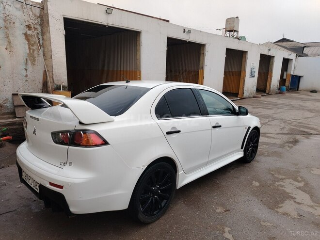 Mitsubishi Lancer 2011, 450,000 km - 1.8 l - Bakı
