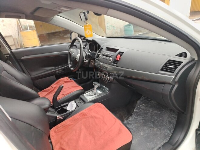 Mitsubishi Lancer 2011, 450,000 km - 1.8 l - Bakı