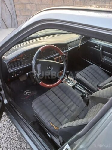 Mercedes 190 1991, 265,000 km - 1.8 l - Qəbələ