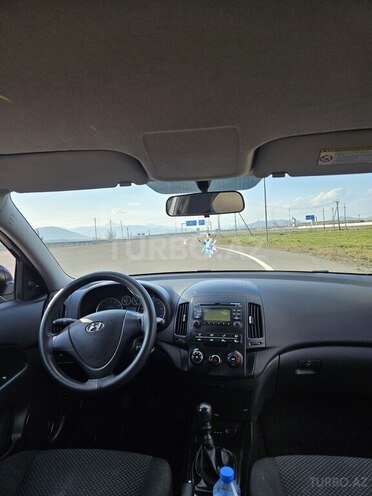 Hyundai i30 2009, 268,000 km - 1.4 l - Bakı