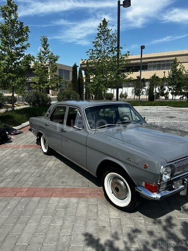 GAZ 24 "Volga"-10
