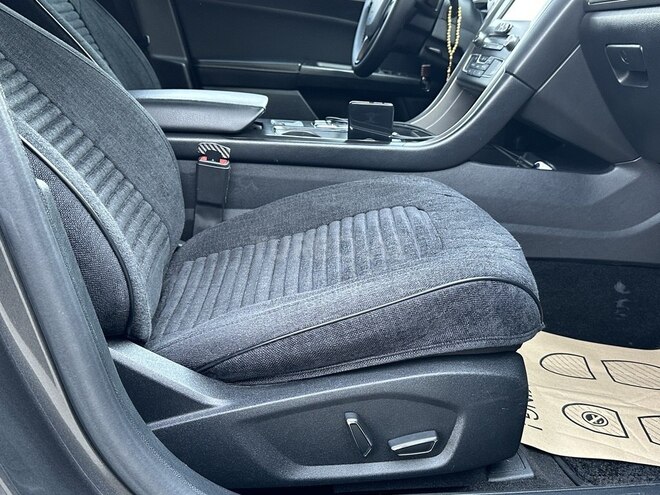Ford Fusion (North America)-17