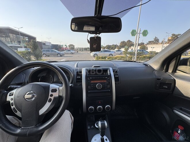 Nissan X-Trail 2012, 183,000 km - 2.5 л - Bakı