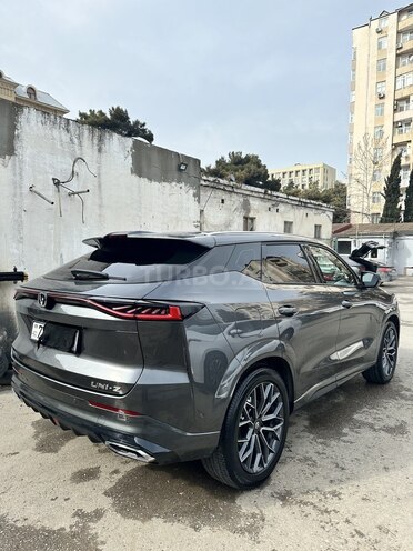 Changan  2025, 10,372 km - 1.5 l - Bakı