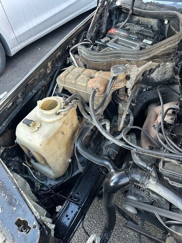 Mercedes 230 E 1992, 359,000 km - 2.3 l - Bakı