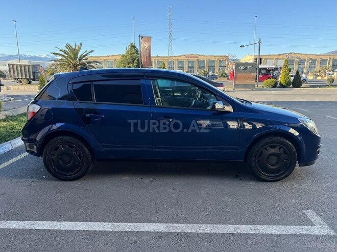 Opel Astra 2005, 240,000 km - 1.4 l - Gəncə