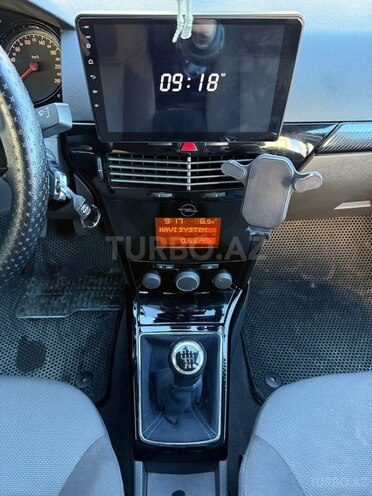 Opel Astra 2005, 240,000 km - 1.4 l - Gəncə