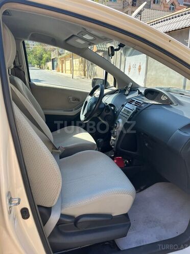 Toyota Yaris 2005, 202,000 km - 1.0 l - Bakı