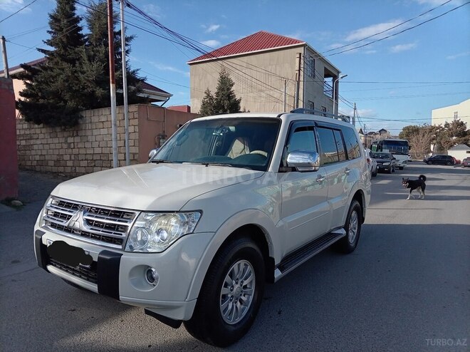 Mitsubishi Pajero 2011, 225,000 km - 3.5 л - Xırdalan