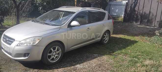 Kia  2008, 450,000 km - 1.6 l - Bakı