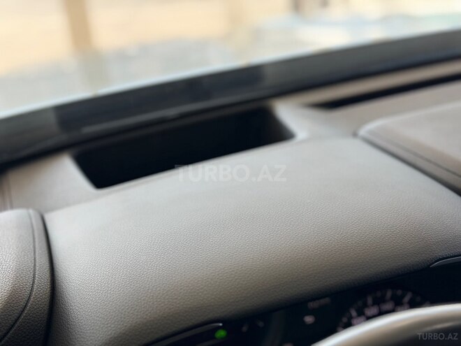 Toyota Highlander-12