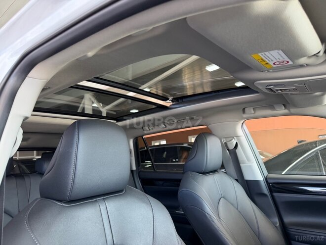 Toyota Highlander-8