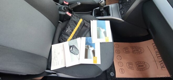 Opel Astra 2005, 169,301 km - 1.4 l - Bakı