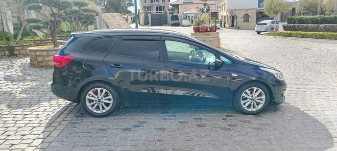 Kia  2016, 226,000 km - 1.6 l - Bakı