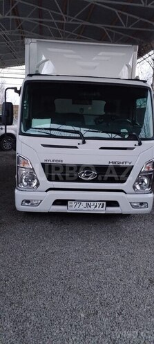 Hyundai Mighty EX6-1
