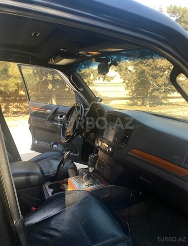 Mitsubishi Pajero 2007, 260,000 km - 3.0 l - Bakı
