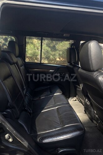 Mitsubishi Pajero 2007, 260,000 km - 3.0 l - Bakı