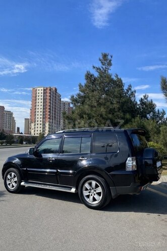 Mitsubishi Pajero 2007, 260,000 km - 3.0 l - Bakı