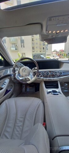 Mercedes S 400 d-10