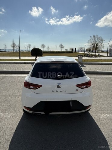 SEAT Leon-17