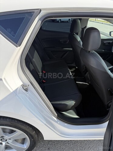 SEAT Leon-7