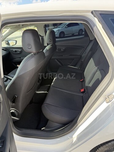 SEAT Leon-9