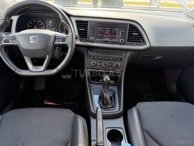 SEAT Leon-10
