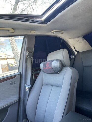 Mercedes E 320 2000, 427,000 km - 3.2 l - Bərdə