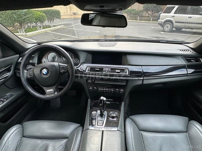 BMW 750-11