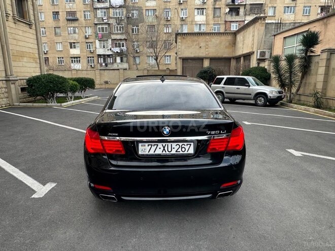 BMW 750-10