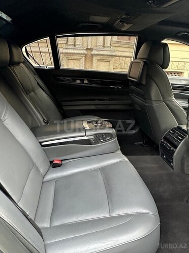 BMW 750-14