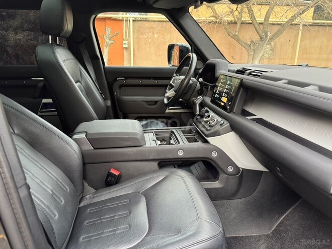 Land Rover Defender 2021, 72,000 km - 2.0 л - Bakı