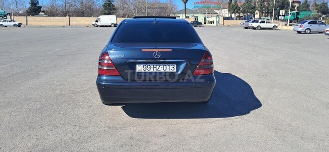 Mercedes E 220 2002, 310,000 km - 2.2 l - Bərdə