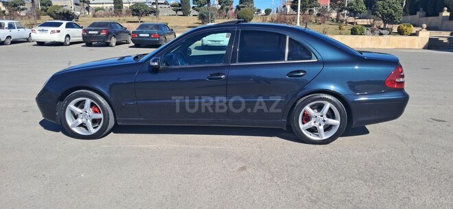 Mercedes E 220 2002, 310,000 km - 2.2 l - Bərdə