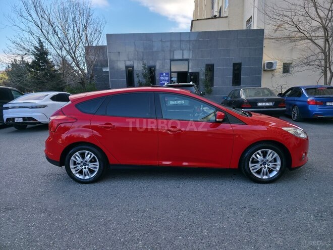 Ford Focus 2013, 221,000 km - 1.6 л - Sumqayıt