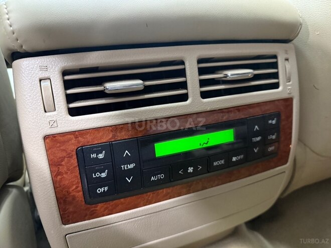 Toyota Land Cruiser-14