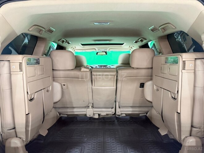 Toyota Land Cruiser-19