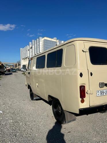 UAZ 452-5