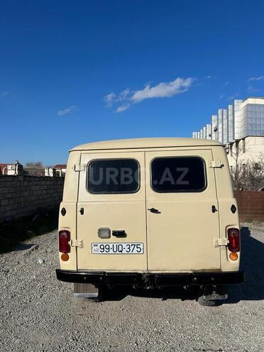 UAZ 452-2
