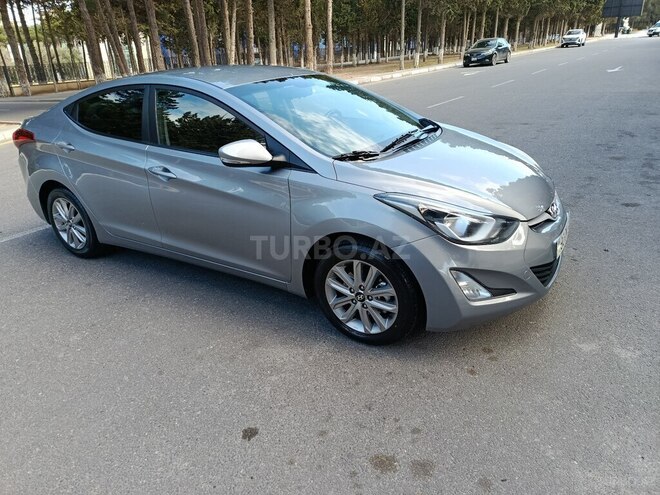 Hyundai Elantra 2015, 100,900 km - 1.6 l - Sumqayıt