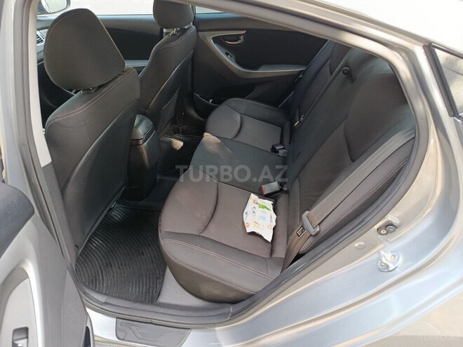 Hyundai Elantra 2015, 100,900 km - 1.6 l - Sumqayıt