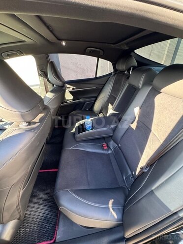 Toyota Camry 2024, 29,000 km - 2.0 l - Bərdə