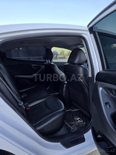 Hyundai Avante 2014, 214,000 km - 1.6 l - Bakı