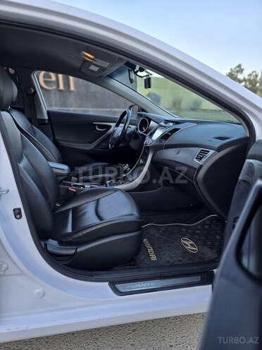 Hyundai Avante 2014, 214,000 km - 1.6 l - Bakı