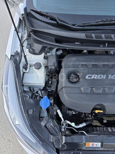 Hyundai Avante 2014, 214,000 km - 1.6 l - Bakı