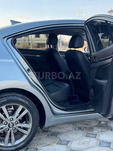 Hyundai Avante 2016, 177,000 km - 1.6 l - Bakı