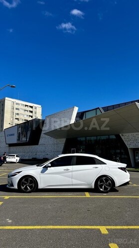 Hyundai Elantra 2023, 48,325 km - 1.6 l - Bakı