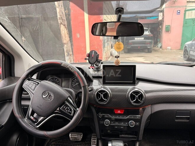 Baic  2017, 137,000 km - 1.5 l - Bakı