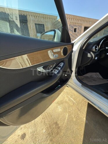 Mercedes C 220 d 2015, 193,000 km - 2.1 л - Bakı