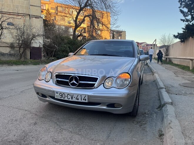 Mercedes C 240 2001, 390,000 km - 2.6 л - Bakı